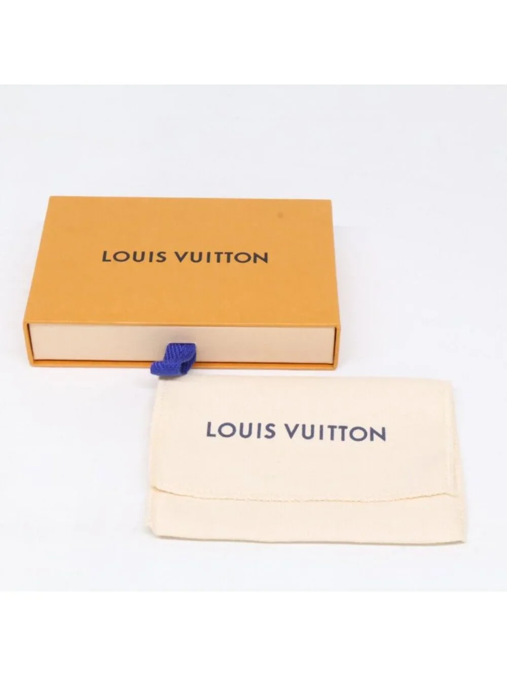 Louis Vuitton Organizer de Poche Taiga Card Holder
